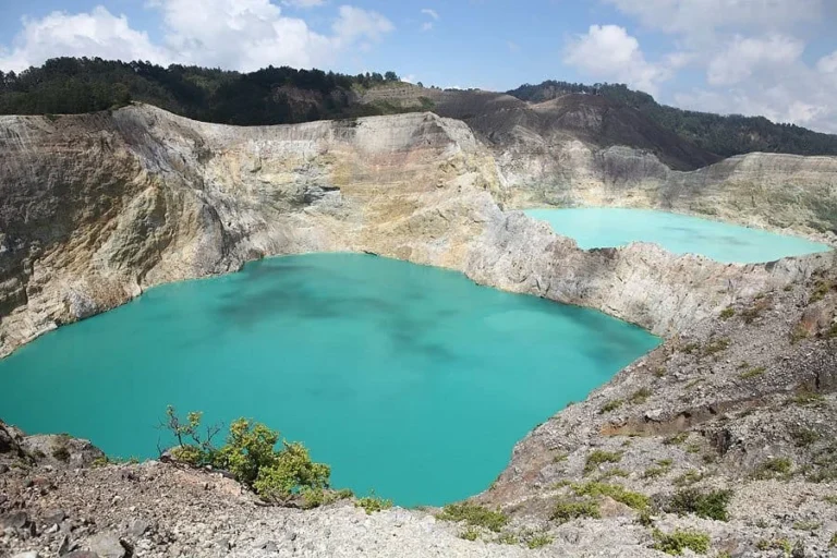 Flores Overland Tour: See Indonesia Beyond the Resorts
