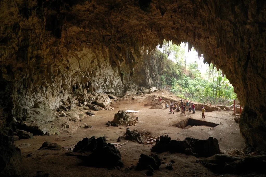 Liang Bua Cave 1 Day Trip  Flores Gallery