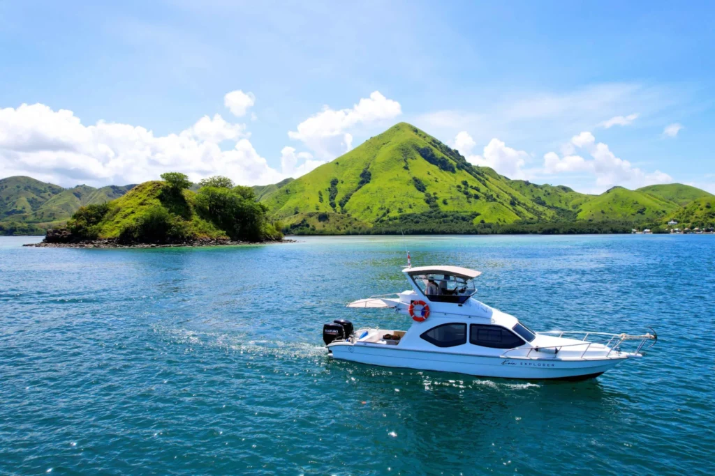 Flores Overland Tour 8 Days + 1 Day Komodo Shared Trip Gallery